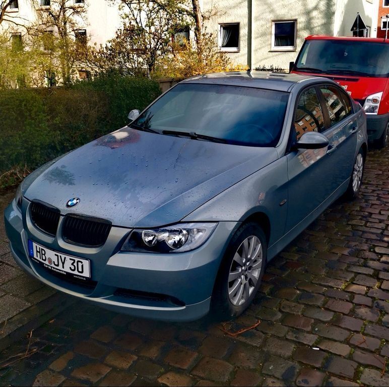 Silber Gebraucht 2007 BMW 318 Limousine | 3.500 € (Superpreis) - Bild 1/4