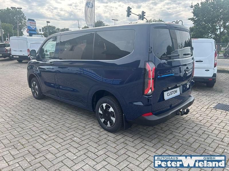 Neu Ford Transit 100 kW (136 PS) 2025 Blau Van / Kleinbus