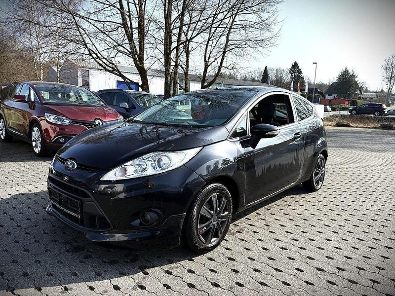 Gebraucht Ford Fiesta 97 PS (71 kW) 2010 Schwarz Kleinwagen