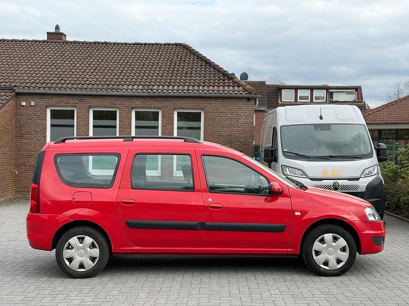 Gebraucht Dacia Logan 85 PS (62 kW) 2010 Rot Kombi