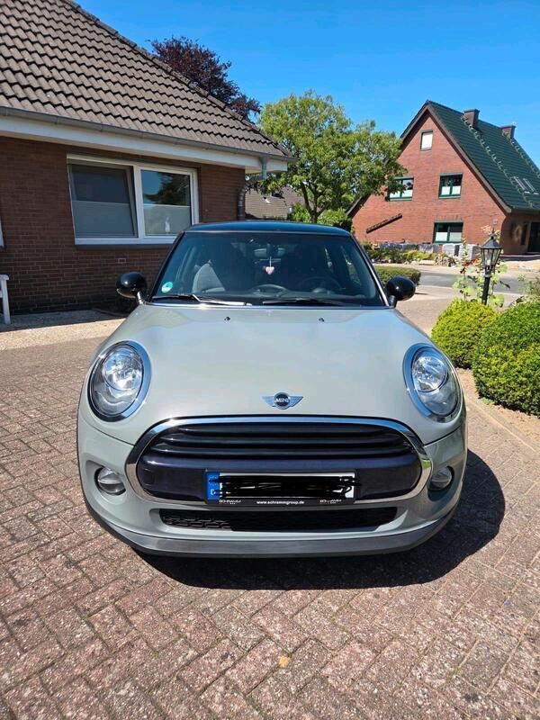 Grau Gebraucht 2017 Mini Cooper Kleinwagen | 11.500 € (Guter Preis) - Bild 1/4
