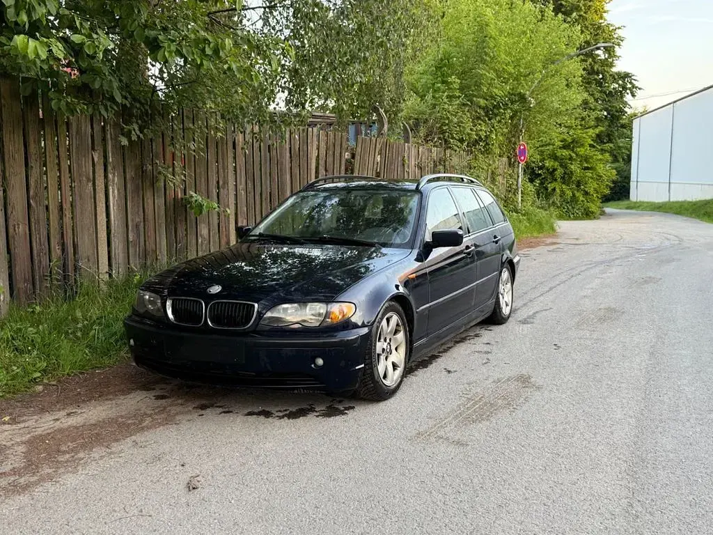 Gebraucht BMW 320 Performance 150 PS (110 kW) 2005 Blau Kombi