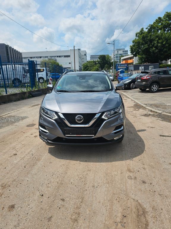 Gebraucht 2018 Nissan Qashqai N-Connecta SUV | 11.999 € (Guter Preis) - Bild 1/4