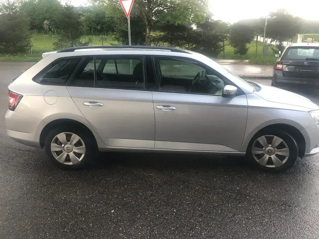 Gebraucht Skoda Fabia Cool Plus 95 PS (69 kW) 2018 Silber Kombi