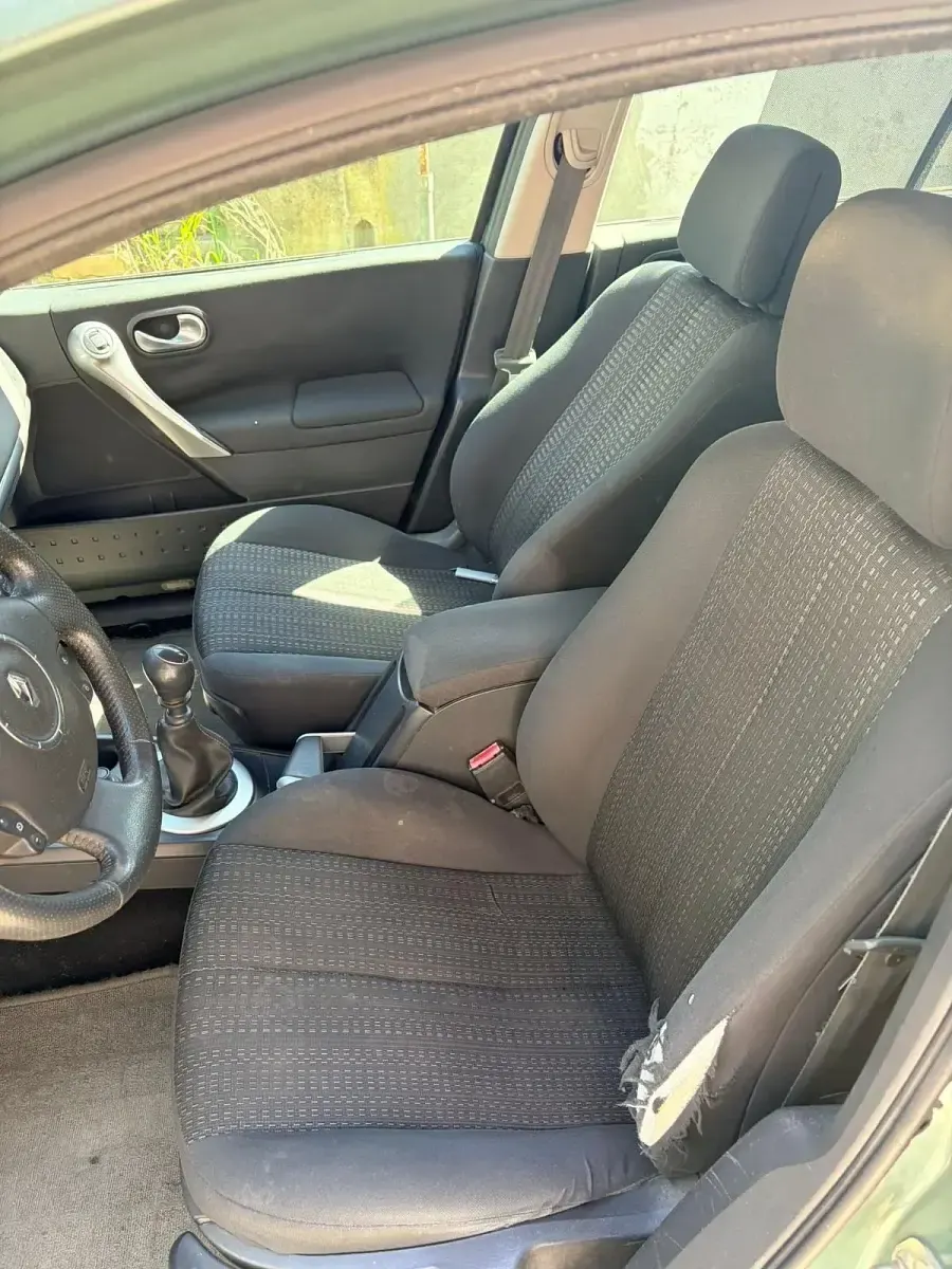 Occasion Renault Mégane 110 ch (80 kW) 2007 Vert Berline
