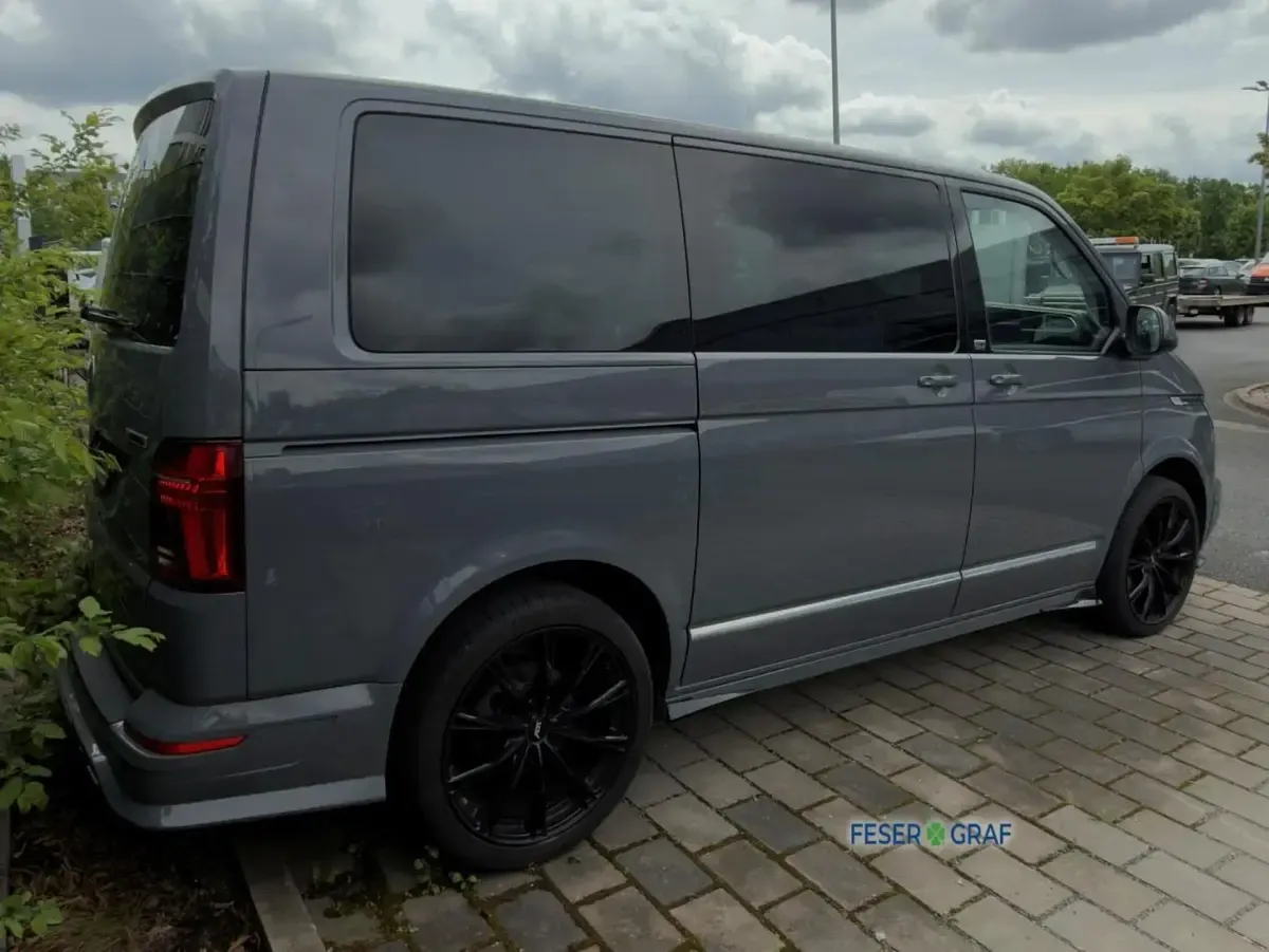 Używany VW Multivan Generation Six 204 KM (150 kW) 2022 Minivan