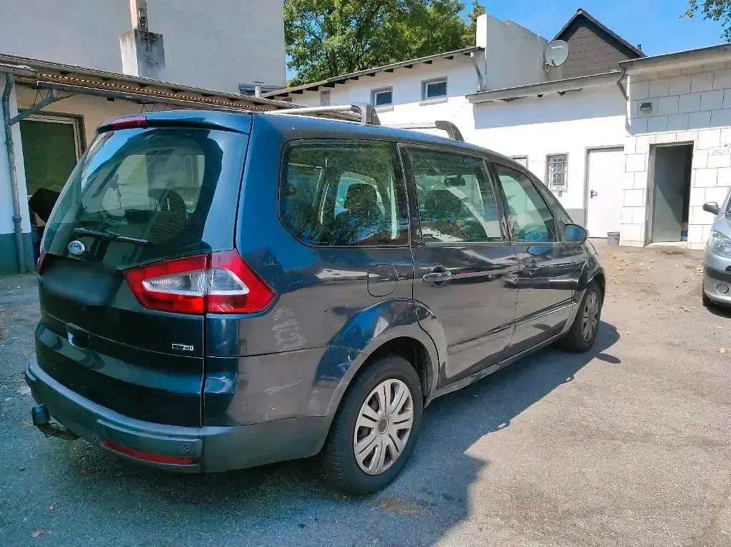 Gebraucht Ford Galaxy 140 PS (102 kW) 2007 Grau Van / Kleinbus