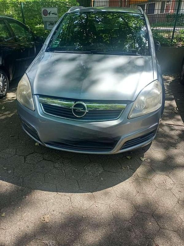 Gebraucht Opel Zafira Edition 150 PS (110 kW) 2006 Van / Kleinbus