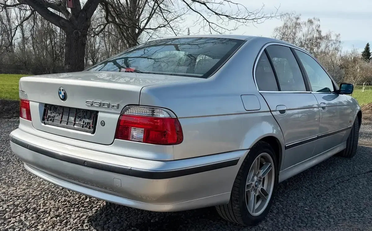 Gebraucht BMW 530 184 PS (135 kW) 1999 Silber Limousine