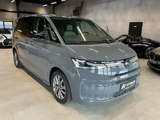 Gebraucht VW Multivan Energetic 218 PS (160 kW) 2023 Grau Van / Kleinbus