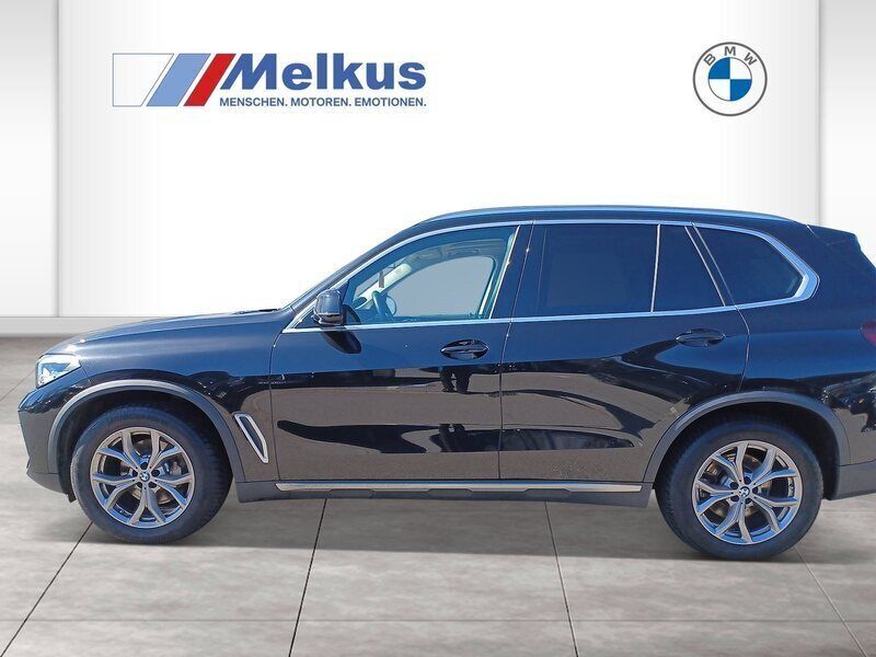Second-hand BMW X5 xLine 265 CP (194 kW) 2020 Negru SUV