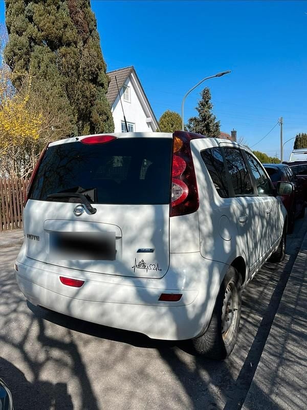 Second-hand Nissan Note 88 CP (64 kW) 2009 Alb Hatchback