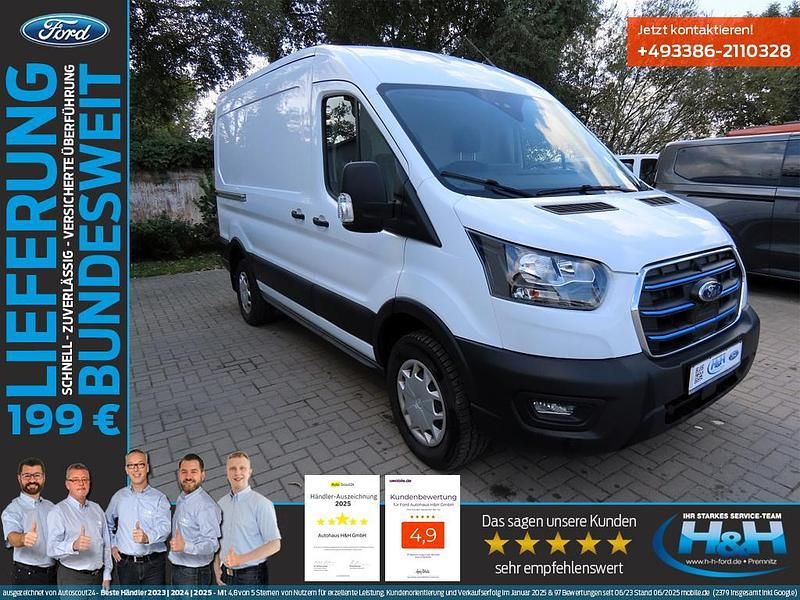 Frostweiß Gebraucht 2023 Ford E-Transit Trend Van | 29.439 € - Bild 1/4