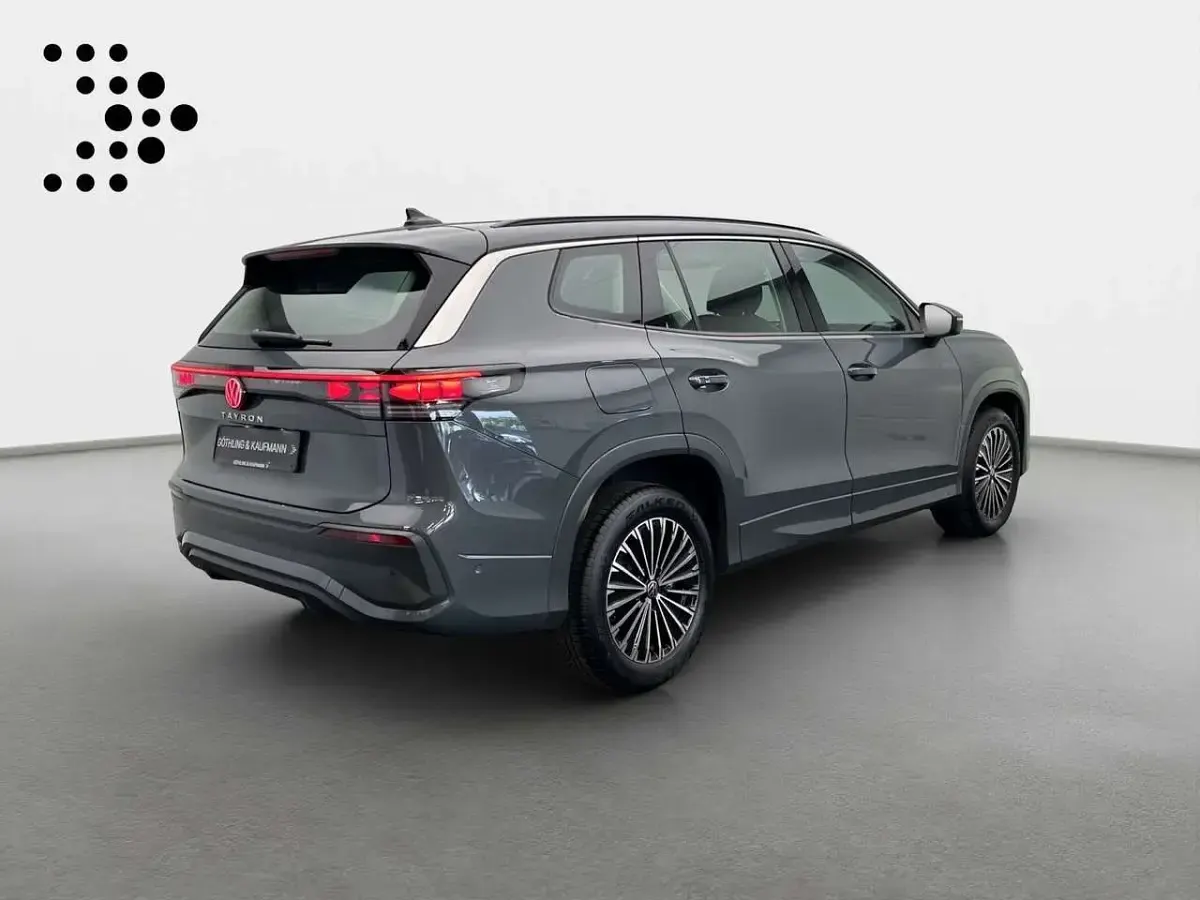 Gebraucht VW Tayron Life 193 PS (141 kW) 2025 Delfingrau metallic SUV