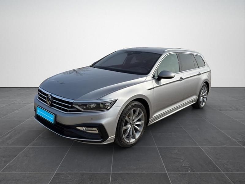 Gebraucht VW Passat R-line 200 PS (147 kW) 2023 Silber Kombi
