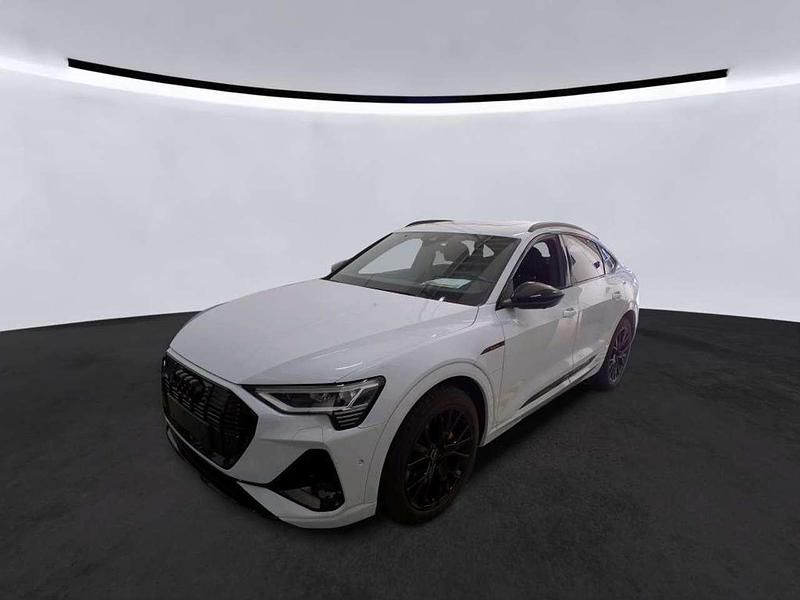 Gletscherweiß metallic Gebraucht 2022 Audi e-tron Sportback Black Edition SUV | 36.940 € (Guter Preis) - Bild 1/1