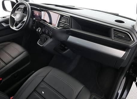 Gebraucht VW Multivan 150 PS (110 kW) 2022 Schwarz Van / Kleinbus