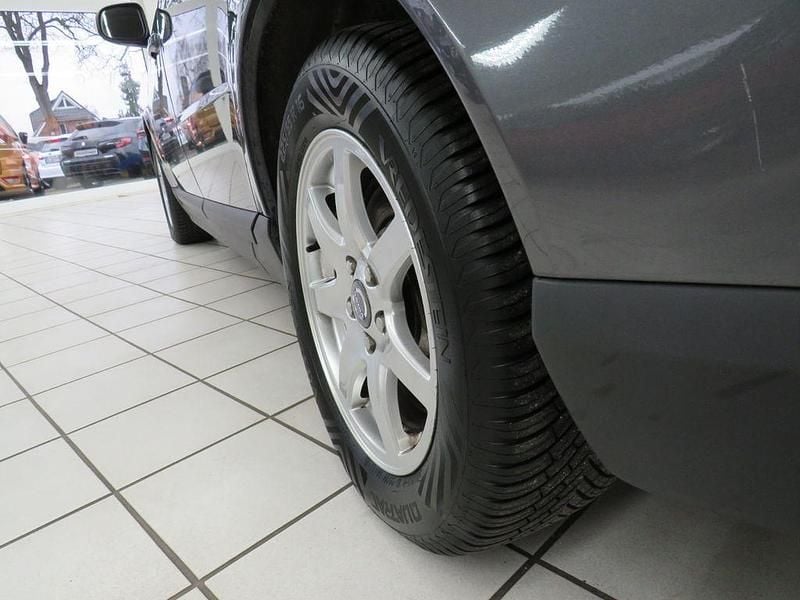 Gebraucht Volvo V70 145 PS (106 kW) 2009 Grau Kombi