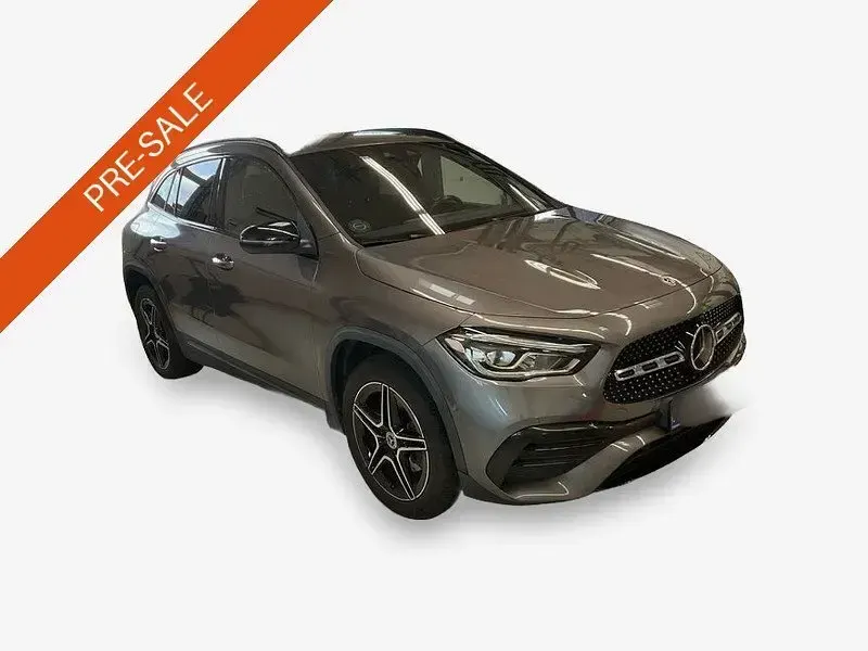 Gebraucht Mercedes GLA250 AMG line 218 PS (160 kW) 2022 Grau SUV