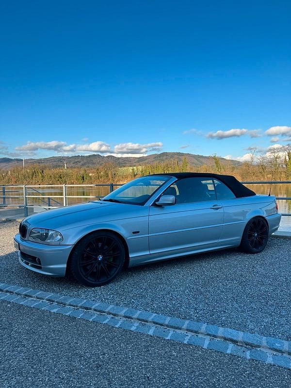 Second-hand BMW 330 231 CP (169 kW) 2000 Argintiu Cabrio