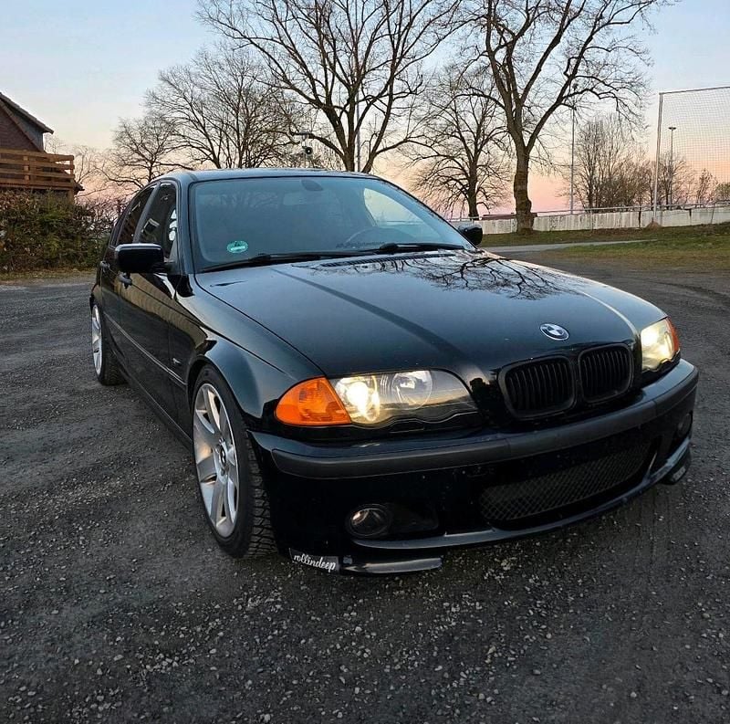 Gebraucht BMW 323 170 PS (125 kW) 1998 Schwarz Limousine