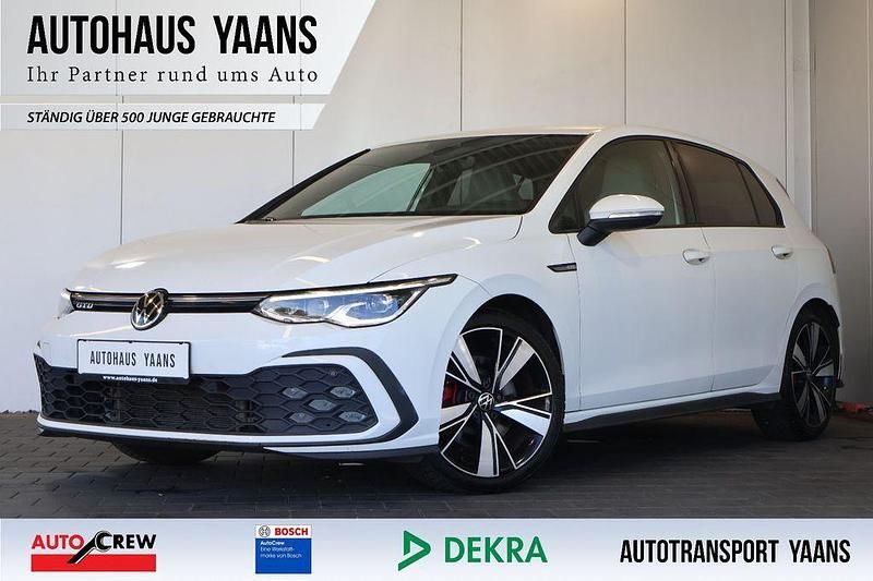 Weiß Gebraucht 2021 VW Golf VIII GTD Limousine | 26.789 € (Fairer Preis) - Bild 1/4
