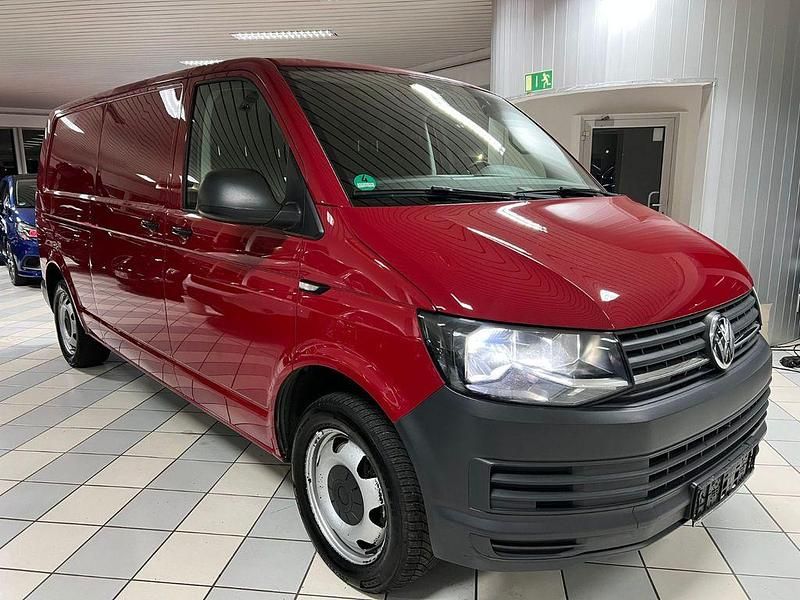 Gebraucht VW Transporter 204 PS (150 kW) 2018 Rot Van