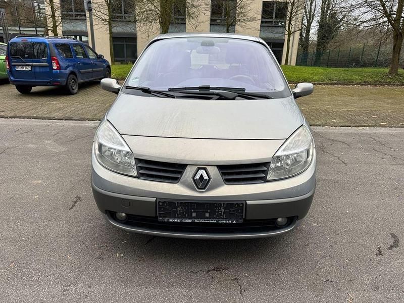 Silber Gebraucht 2003 Renault Scénic Dynamique Van / Kleinbus | 1.499 € (Fairer Preis) - Bild 1/4