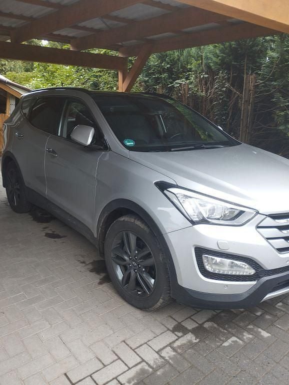 Silber Gebraucht 2015 Hyundai Santa Fe Premium SUV | 16.500 € (Fairer Preis) - Bild 1/4