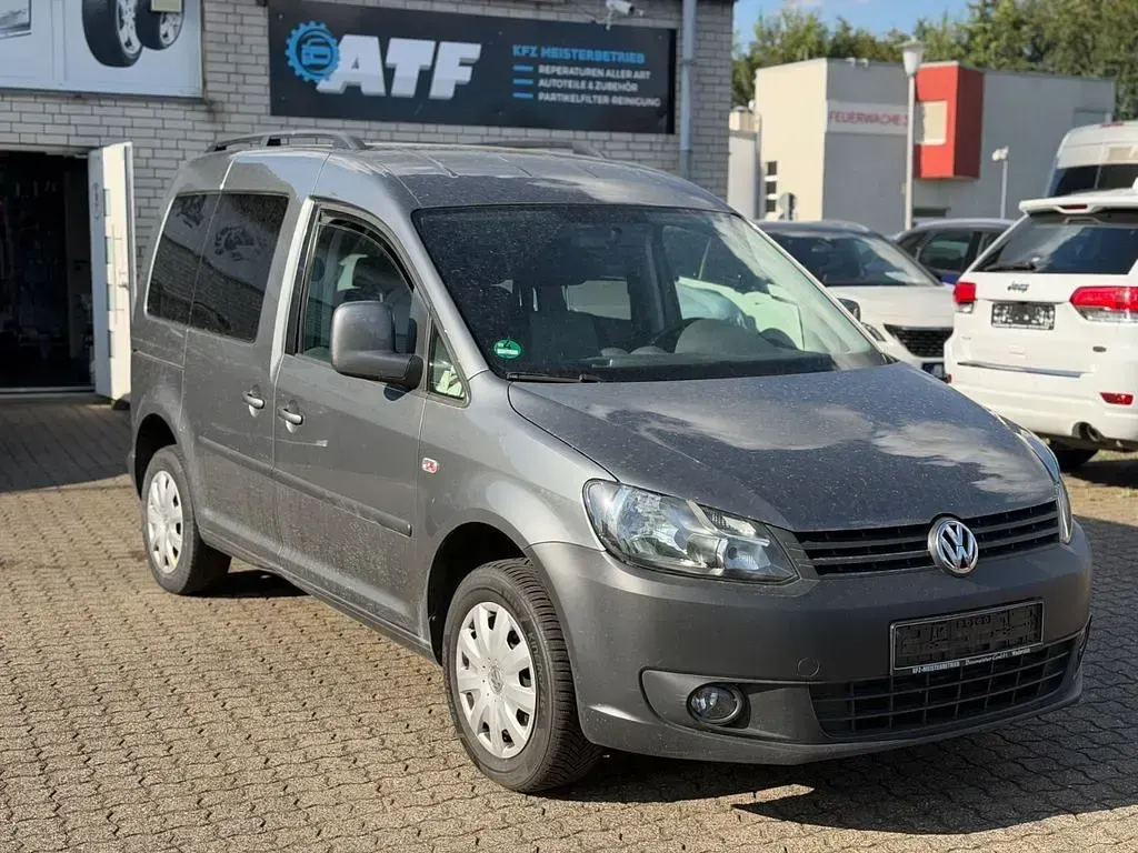 Gebraucht VW Caddy Trendline 86 PS (63 kW) 2011 Grau Van / Kleinbus