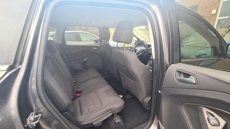 Używany Ford Kuga Trend 150 KM (110 kW) 2015 SUV