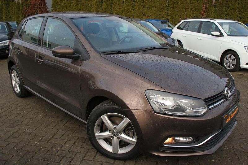Gebraucht VW Polo LOUNGE 110 PS (80 kW) 2015 Braun Limousine