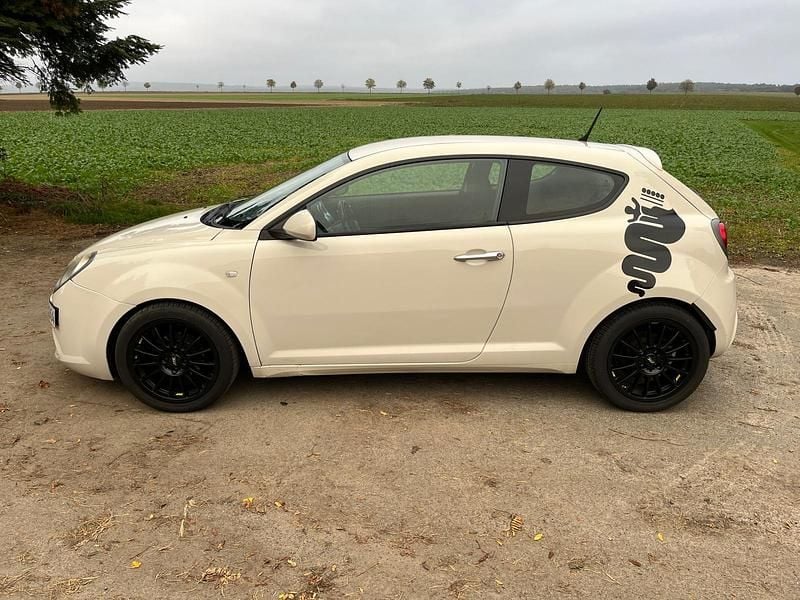 Gebraucht Alfa Romeo MiTo 105 PS (77 kW) 2014 Weiß Kleinwagen