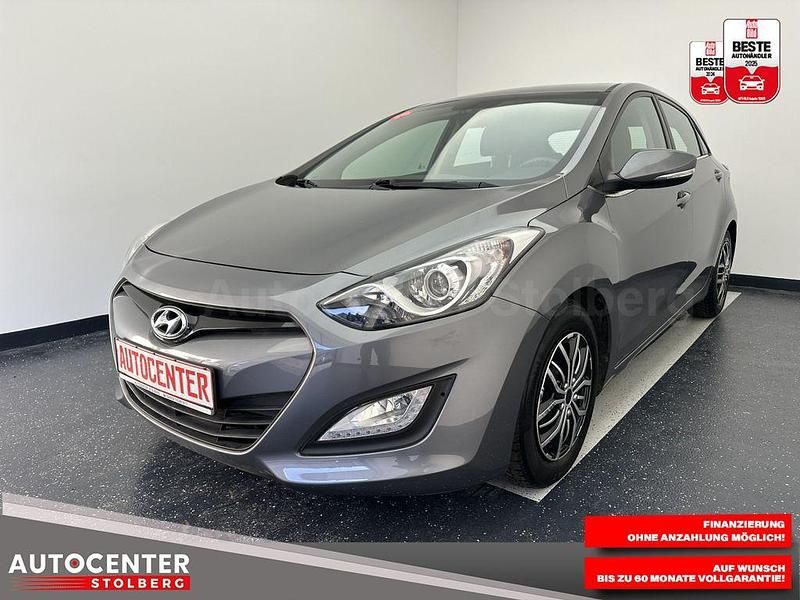 Grau Gebraucht 2012 Hyundai i30 Limousine | 8.450 € (Fairer Preis) - Bild 1/4