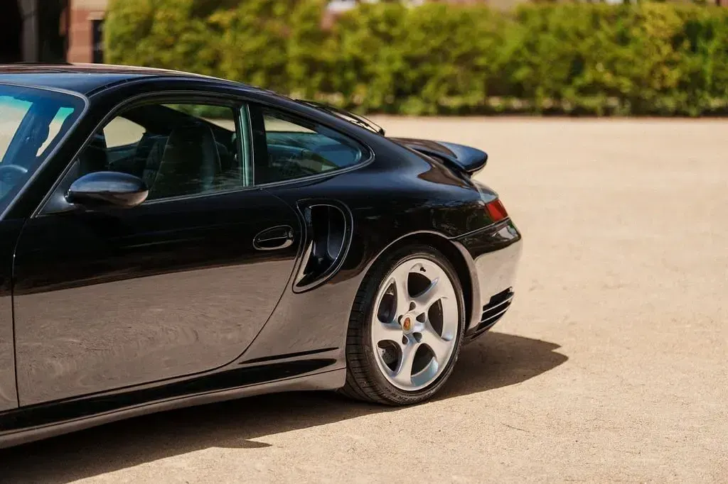 Gebraucht Porsche 996 Turbo 420 PS (308 kW) 2000 Schwarz