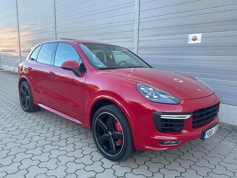 Rot Gebraucht 2015 Porsche Cayenne SUV | 32.999 € (Guter Preis) - Bild 1/4
