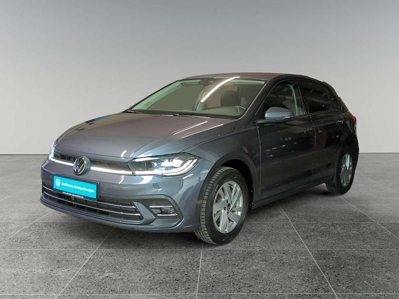 Gebraucht VW Polo Style 95 PS (69 kW) 2025 Grau Limousine
