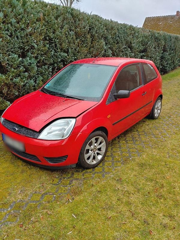 Gebraucht Ford Fiesta 60 PS (44 kW) 2003 Rot Kleinwagen