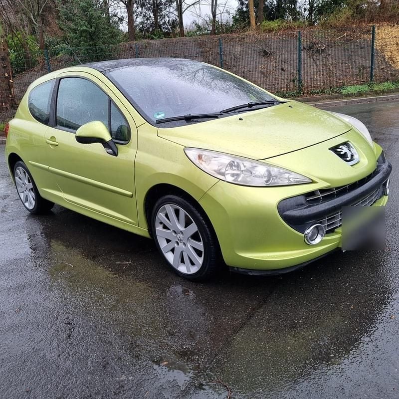 Gebraucht Peugeot 207 109 PS (80 kW) 2006 Grün Limousine