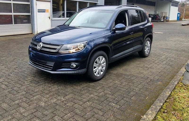 Gebraucht VW Tiguan 122 PS (89 kW) 2012 Blau SUV