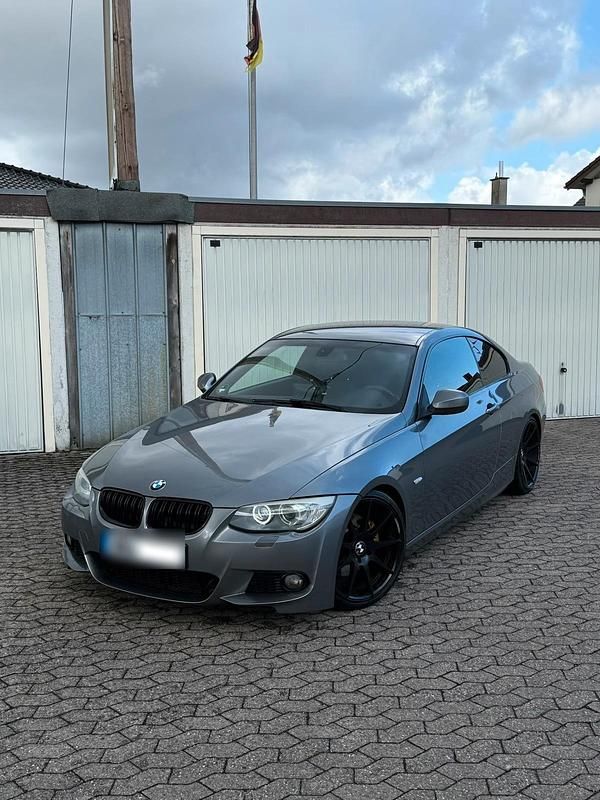 Gebraucht BMW 325 Performance 218 PS (160 kW) 2010 Grau Coupé