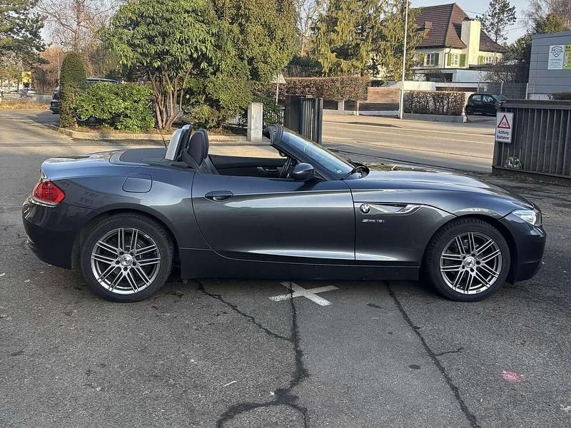 Gebraucht BMW Z4 156 PS (114 kW) 2014 Grau Cabrio