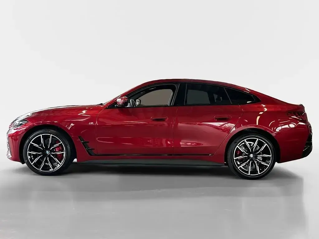 Gebraucht BMW i4 M Sport 294 kW (401 PS) 2025 Fire red metallic Limousine