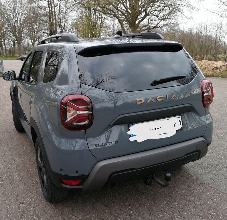Gebraucht Dacia Duster Extreme 116 PS (85 kW) 2023 Grau SUV