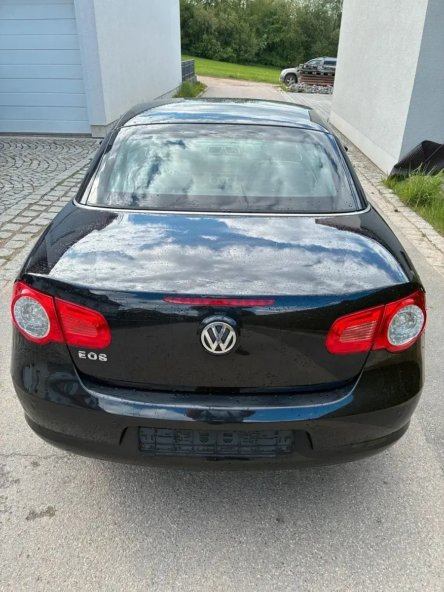 Gebraucht VW Eos 122 PS (89 kW) 2009 Schwarz Cabrio