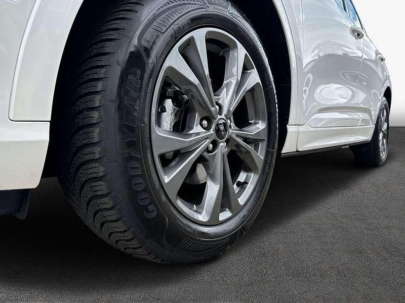 Gebraucht Ford Kuga ST-Line 150 PS (110 kW) 2023 White platinum metallic SUV