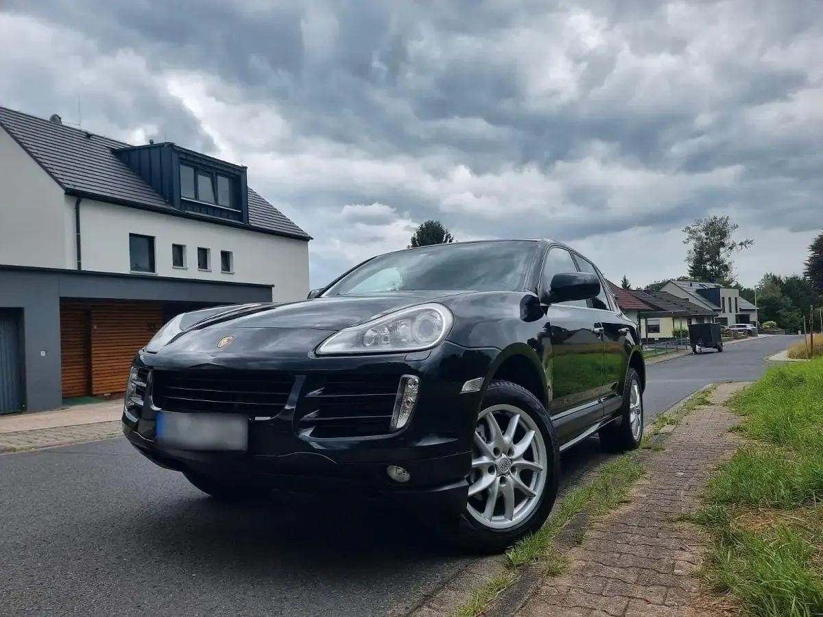 Używany Porsche Cayenne 290 KM (213 kW) 2008 Czarny SUV