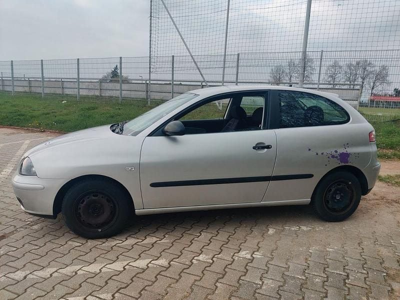 Gebraucht Seat Ibiza 64 PS (47 kW) 2003 Silber Kleinwagen