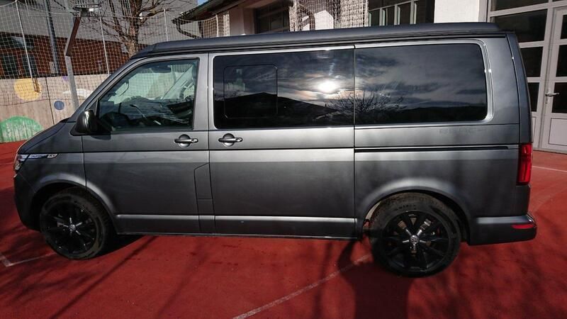 Grau Gebraucht 2024 VW T6.1 Beach Van | 78.000 € - Bild 1/4