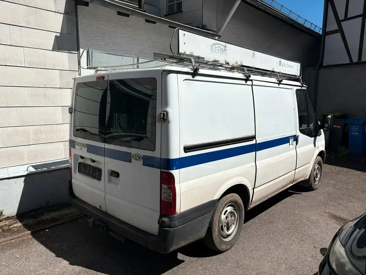 Gebraucht Ford Transit 86 PS (63 kW) 2006 Weiß Van